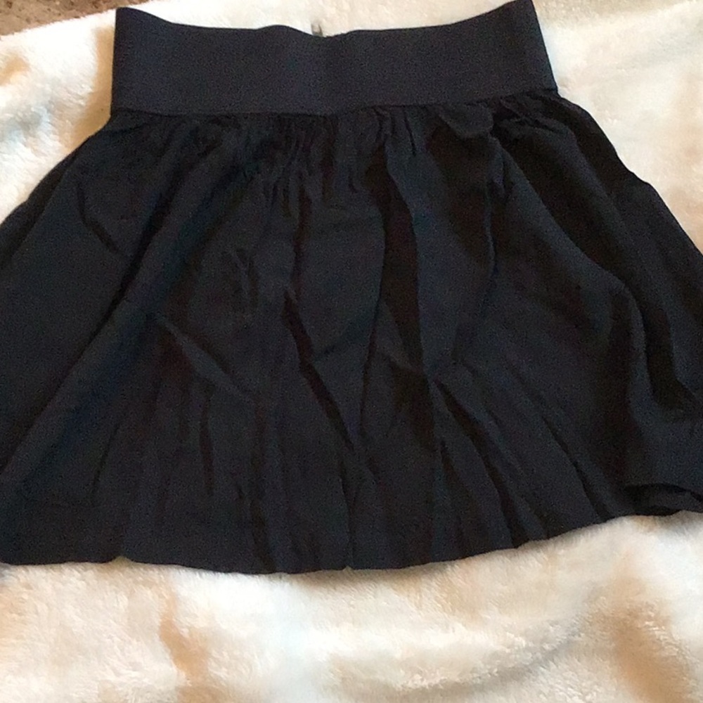 Pink by Victoria’s Secret black zipper skirt (XS)